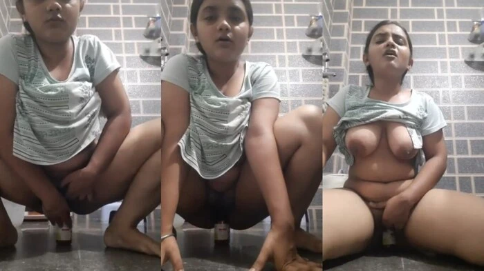 Desi Horny Bitch Putting Bottle Inside Her Pussy HD